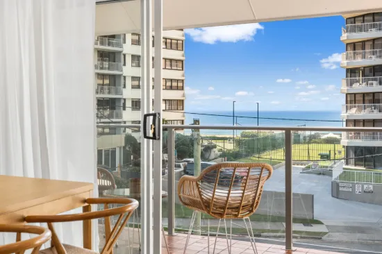 12/55 Old Burleigh Road, Surfers Paradise, Qld 4217
