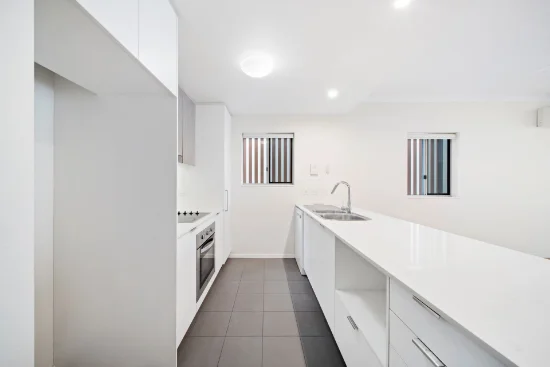 12/62 Waldheim Street, Annerley QLD 4103-Image