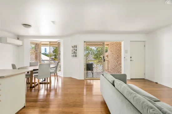 123 Baines Street, Kangaroo Point, Qld 4169 - For Rent
