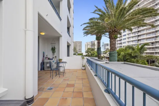 126/99 Griffith Street, Coolangatta, Qld 4225-Image