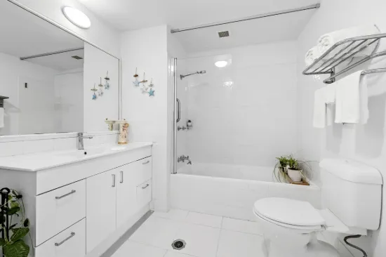 126/99 Griffith Street, Coolangatta, Qld 4225-Image