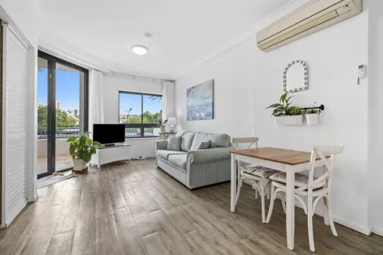 126/99 Griffith Street, Coolangatta, Qld 4225-Image