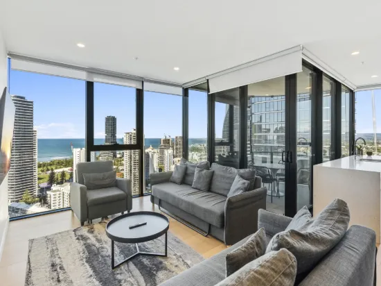 12604/5 The Darling Avenue, Broadbeach, Qld 4218