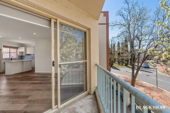 13/1 Port Jackson Circuit, Phillip, ACT 2606