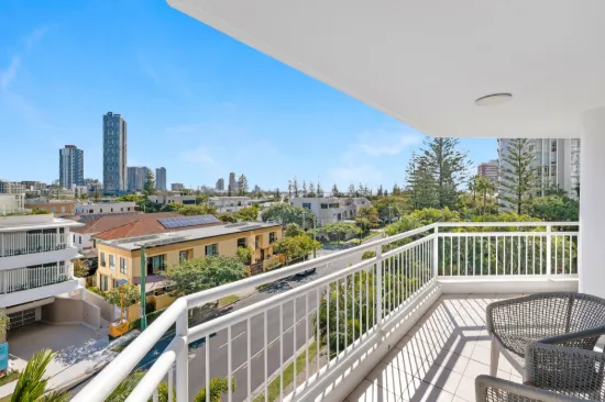 13/11-17 Hughes Avenue, Main Beach, Qld 4217-Image