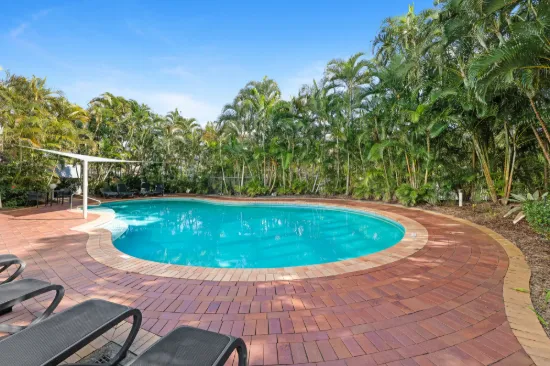 13/11-17 Hughes Avenue, Main Beach, Qld 4217-Image