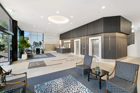 13/11-17 Hughes Avenue, Main Beach, Qld 4217-Image