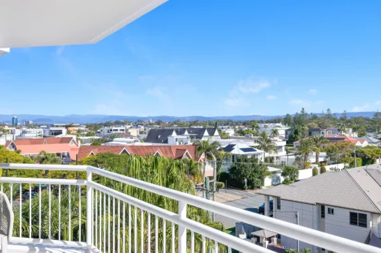 13/11-17 Hughes Avenue, Main Beach, Qld 4217-Image