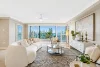 13/5-7 Oatland Esplanade, Runaway Bay, Qld 4216