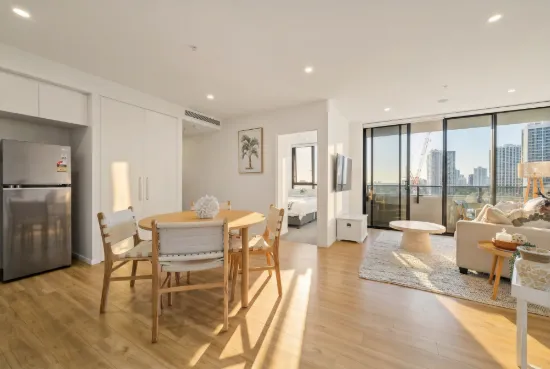 1304/9 Norfolk Avenue, Surfers Paradise, Qld 4217