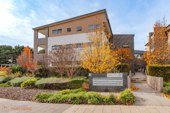 131/121 Easty Street, Phillip, ACT 2606