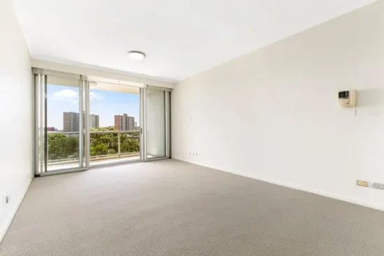 131/804 Bourke Street, Waterloo, NSW 2017