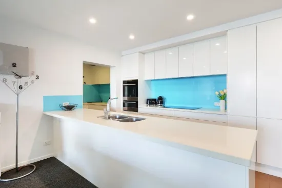 134/2729 Gold Coast Highway, Broadbeach, Qld 4218-Image