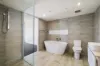 136/2 Admiralty Drive, Paradise Waters, Qld 4217-Image