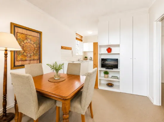 14/1 Acland Street, St Kilda West, Vic 3182