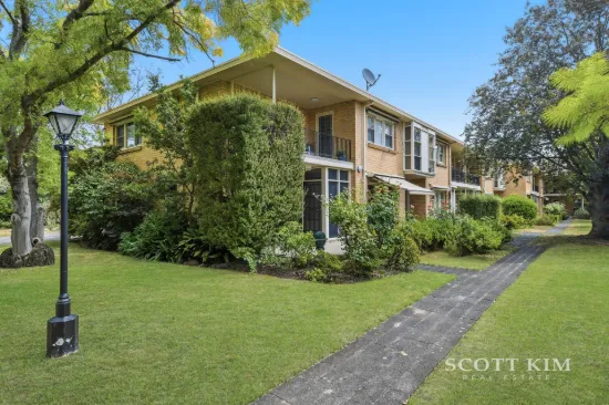 14/3 Boston Road, Balwyn, Vic 3103