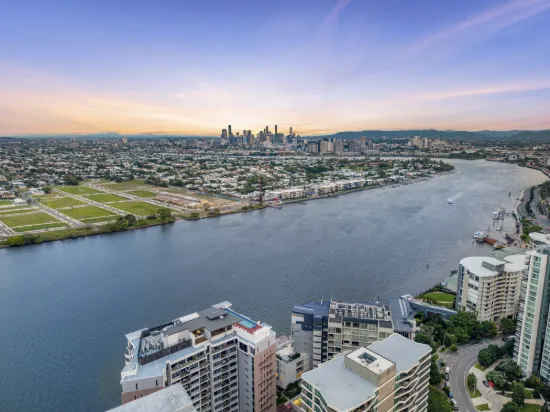 140/37 Harbour Road, Hamilton, Qld 4007-Image