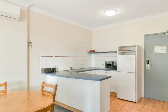 146/99 Griffith Street, Coolangatta, Qld 4225-Image