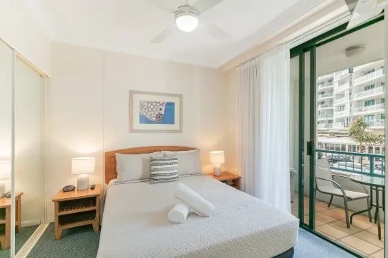 146/99 Griffith Street, Coolangatta, Qld 4225-Image