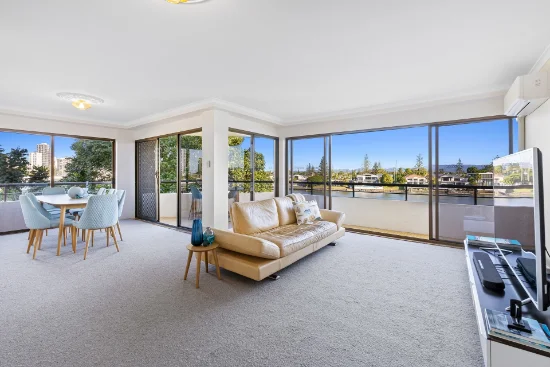15/1 Peninsular Drive, Surfers Paradise, Qld 4217 - For Rent