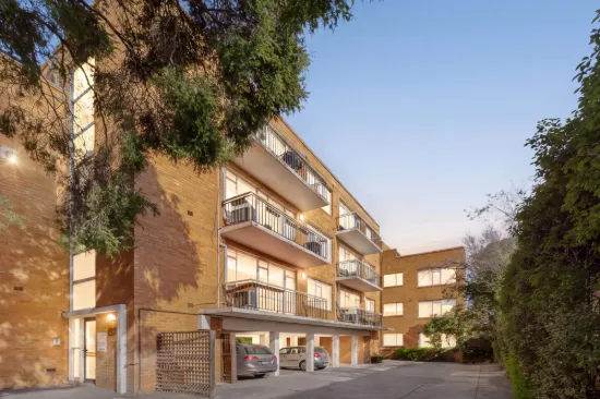 15/157 Brighton Road, Elwood, Vic 3184