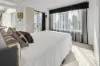 15/20 Queensland Avenue, Broadbeach, Qld 4218-Image