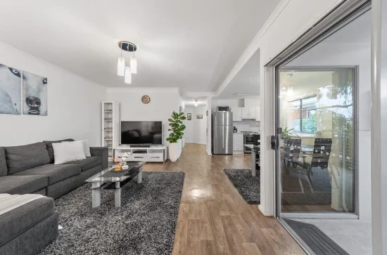 15/6-24 Winona Street, Findon SA 5023-Image
