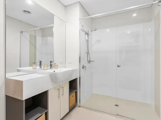 155/2 Signal Terrace, Cockburn Central WA 6164-Image