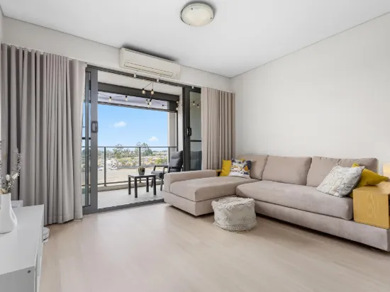 155/2 Signal Terrace, Cockburn Central WA 6164-Image