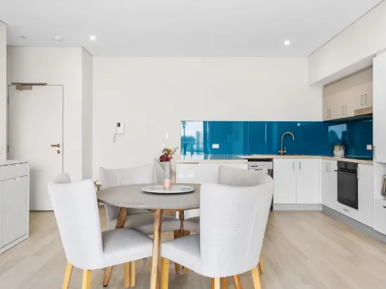 155/2 Signal Terrace, Cockburn Central WA 6164-Image