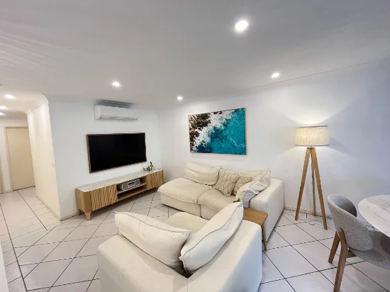 15b/1 Great Hall Drive, Miami, Qld 4220 - For Rent