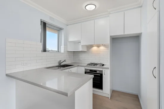 16/24-26 Brixton Rise, Glen Iris, Vic 3146 - For Rent
