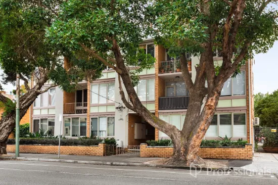 16/93 Glen Huntly Road, Elwood, Vic 3184