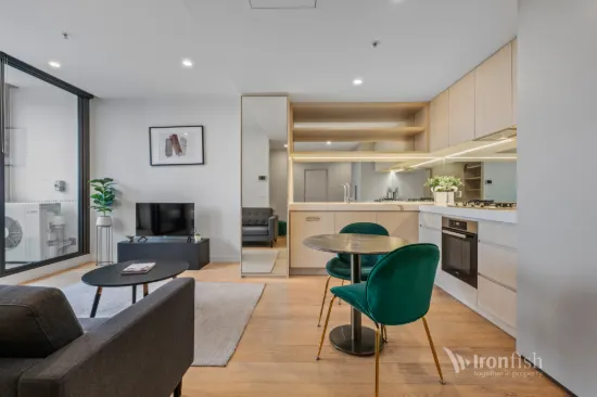 1602/105 Batman Street, West Melbourne, Vic 3003
