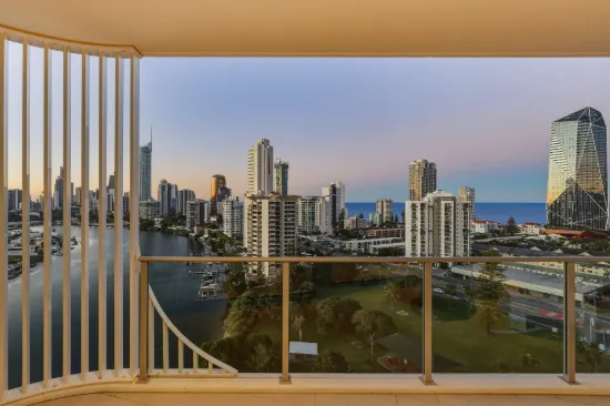 1606/1 Cannes Avenue, Surfers Paradise, Qld 4217