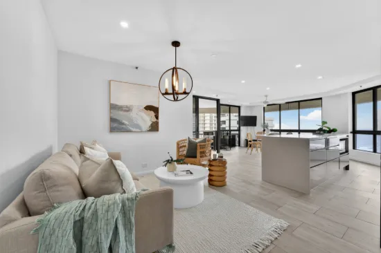163/15 Victoria Avenue, Broadbeach, Qld 4218