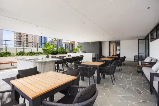163/25 Woodroffe Avenue, Main Beach, Qld 4217-Image