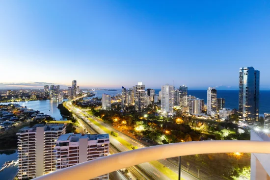 167/12 Commodore Drive, Paradise Waters, Qld 4217