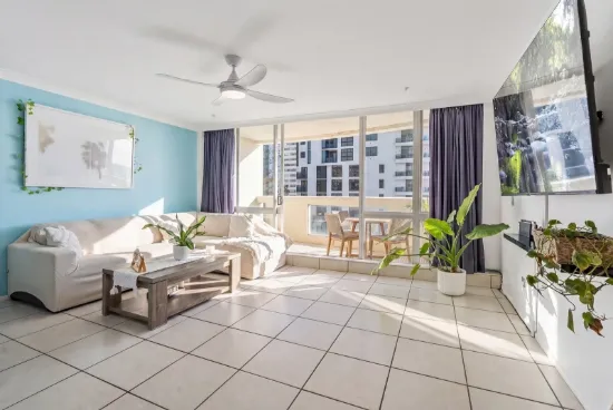 17/114 THE ESPLANADE, Surfers Paradise, Qld 4217-Image