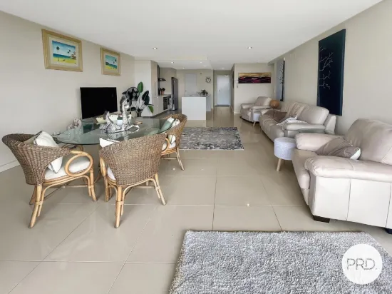 17/2 The Promenade, Boyne Island, Qld 4680-Image