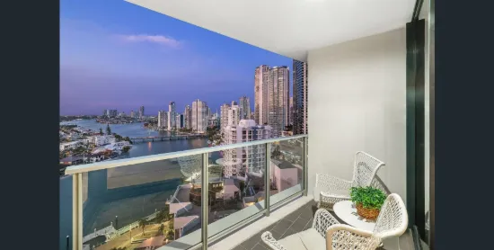 1705 'Avalon'/4 Wahroonga Place, Surfers Paradise, Qld 4217
