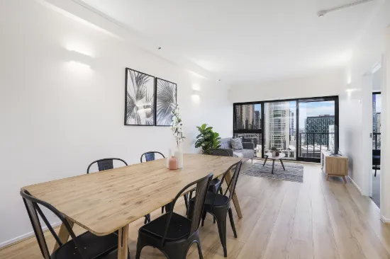 1731/474 Flinders Street, Melbourne, Vic 3000