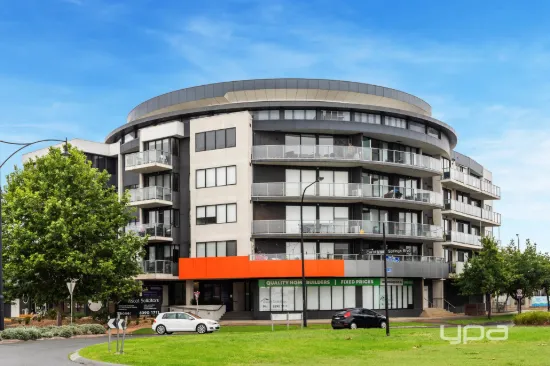 18/1 Woodward Way, Caroline Springs, Vic 3023