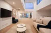 18/120 Surf Parade, Broadbeach QLD 4218-Image