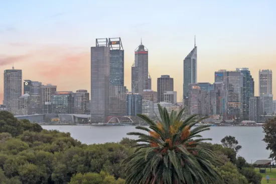 18/172 Mill Point Road, South Perth, WA 6151