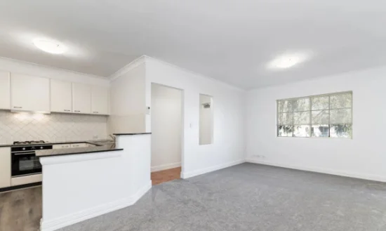 18/2 Plaistow Street, Joondalup, WA 6027