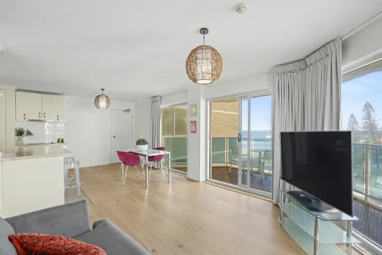 18/26 The Esplanade, Surfers Paradise, Qld 4217-Image