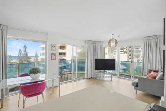 18/26 The Esplanade, Surfers Paradise, Qld 4217-Image