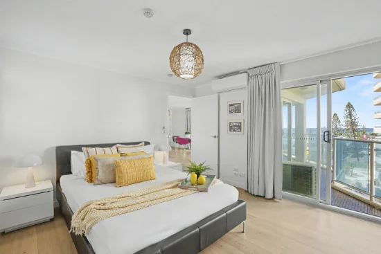 18/26 The Esplanade, Surfers Paradise, Qld 4217-Image