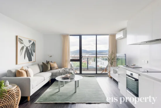 18/51 Sandy Bay Road, Battery Point, Tas 7004